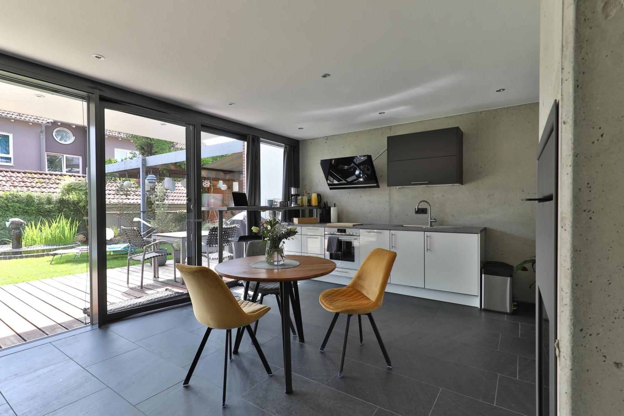Modernes Studio-Apartment Gersthofen Ngoại thất bức ảnh