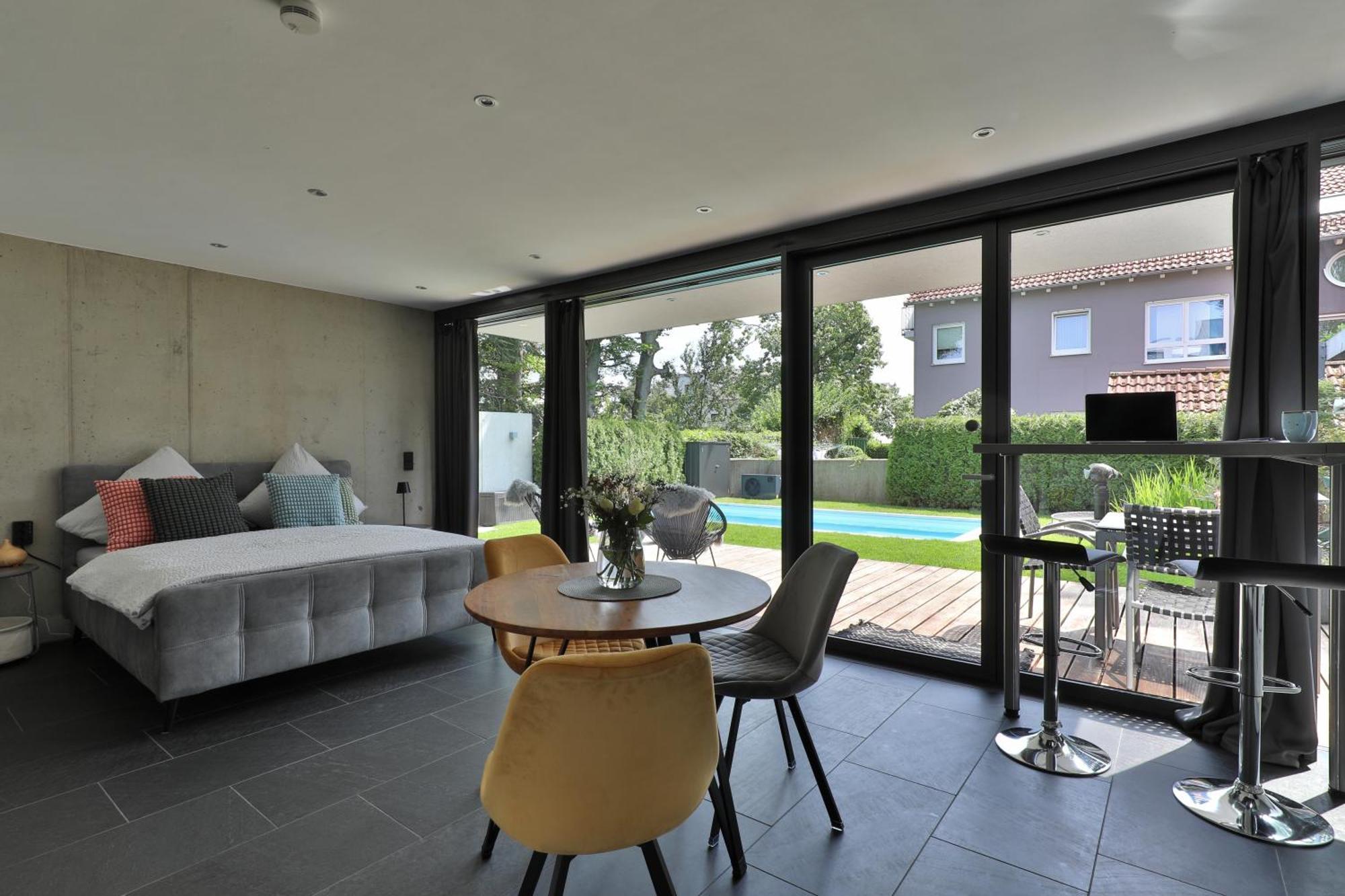 Modernes Studio-Apartment Gersthofen Ngoại thất bức ảnh